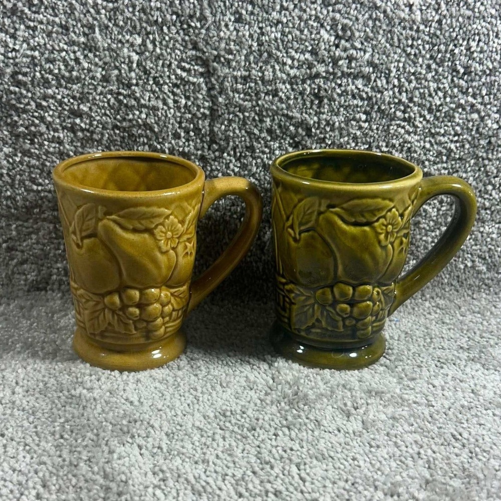 Embossed Fruit Basket Weave Coffee Mug Set Green Yellow
